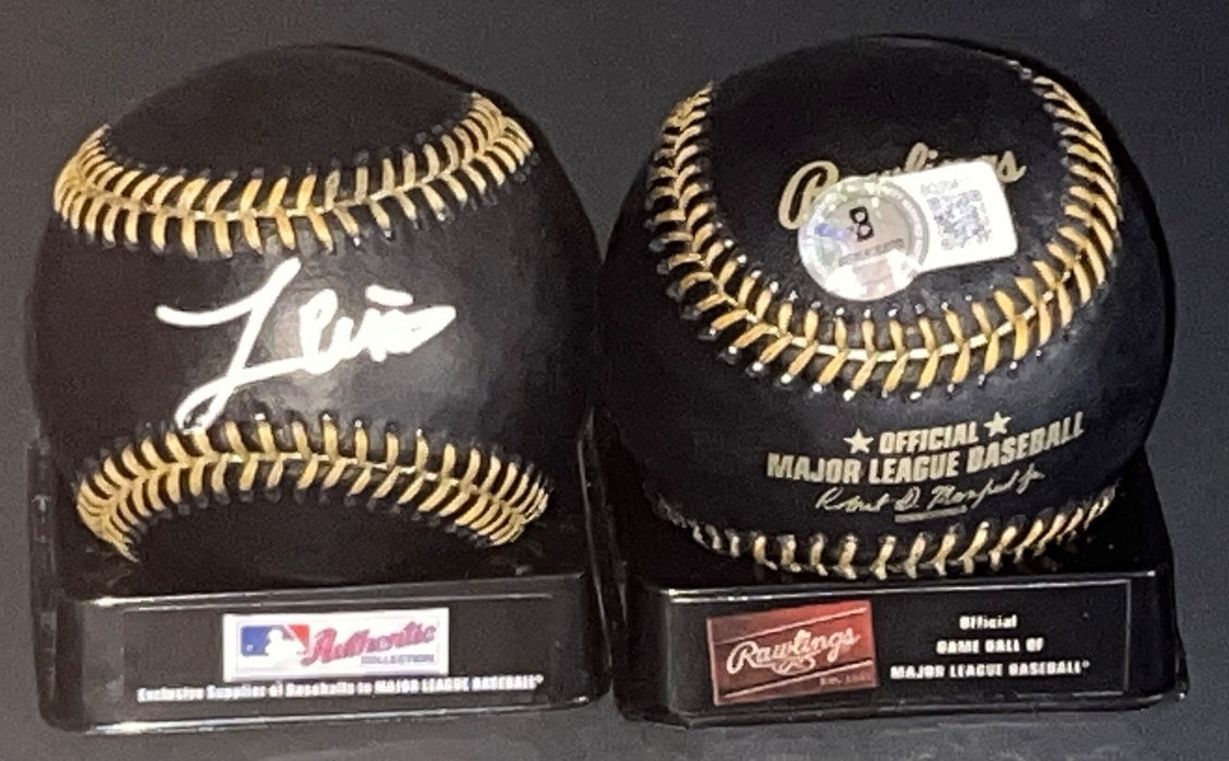 Luis Pena Milwaukee Brewers Auto Signed MLB Baseball Beckett Hologram .