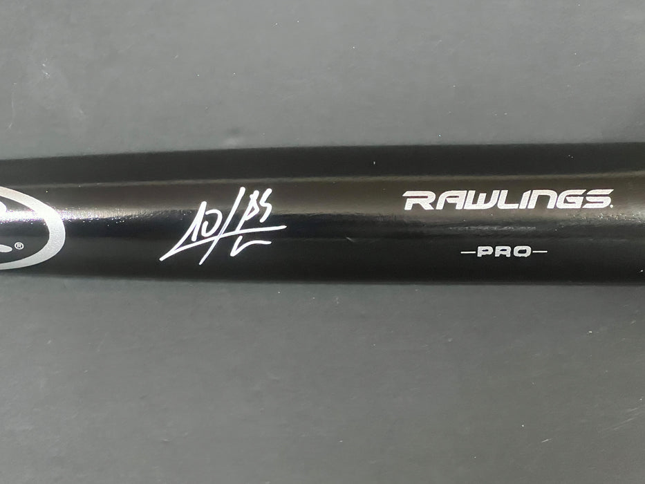 Oscar Colas White Sox Auto Signed Bat Black Beckett WITNESS Hologram BAS
