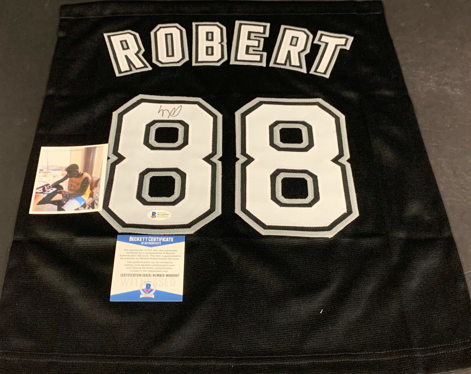 Luis Robert Chicago White Sox Autographed Signed Jersey SWATCH