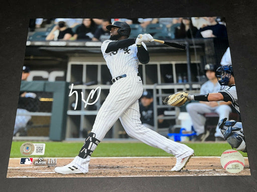 Luis Robert White Sox Autographed Signed 8x10 Photo Beckett WITNESS COA ,