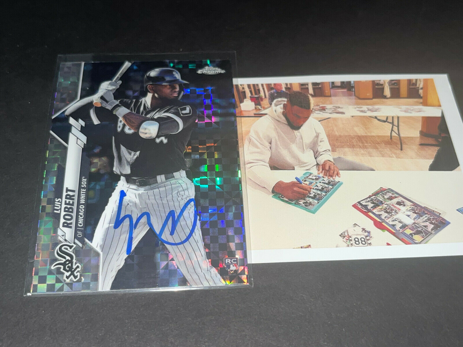 Luis Robert White Sox Auto Signed 2020 Topps Chrome X-fractor Rookie Card