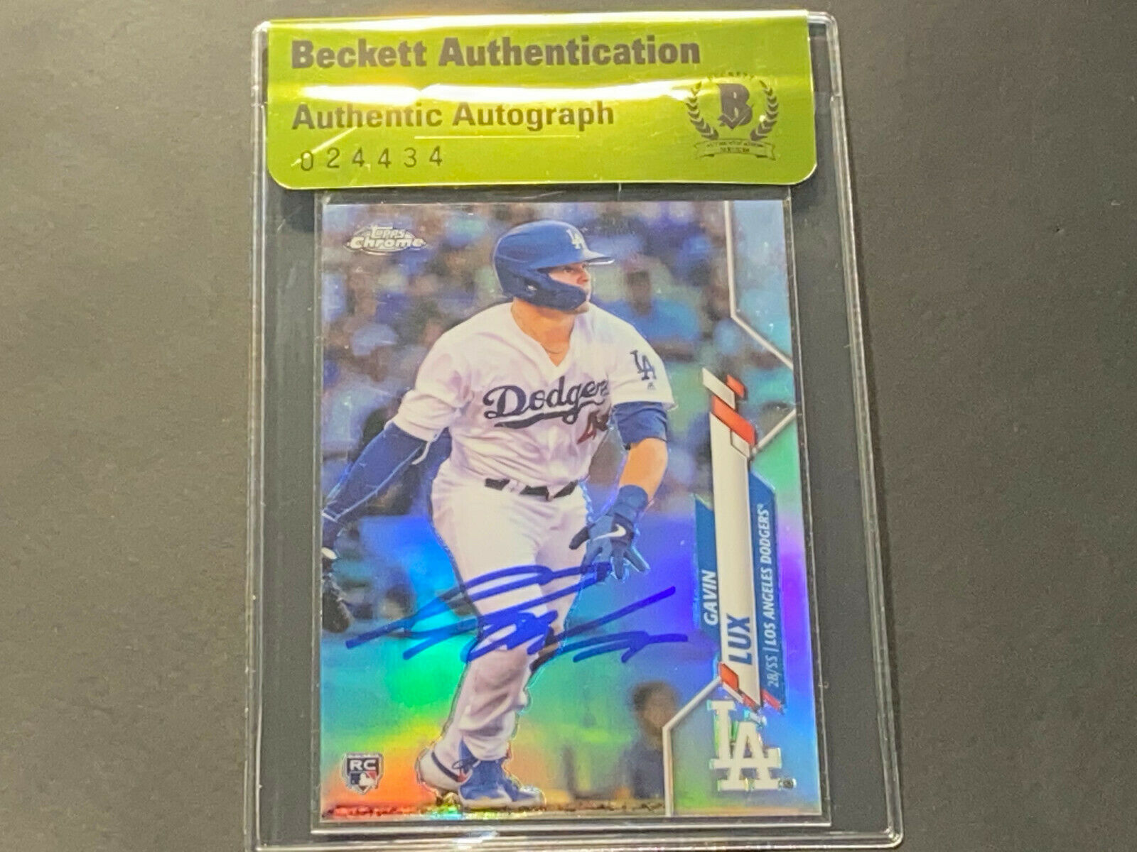 Gavin Lux Dodgers Auto Signed 2020 Topps Chrome Refractor ROOKIE BECKETT BAS