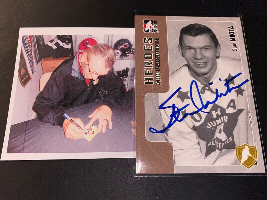 Stan Mikita Chicago Blackhawks Autographed Signed 2005 In The Game Card Auto