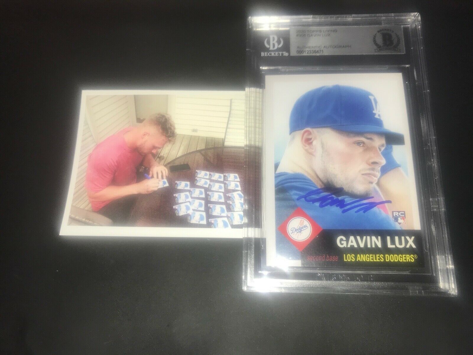 Gavin Lux Los Angeles Dodgers SIGNED 2019 Topps LIVING SET BECKETT CERTIFIED 4