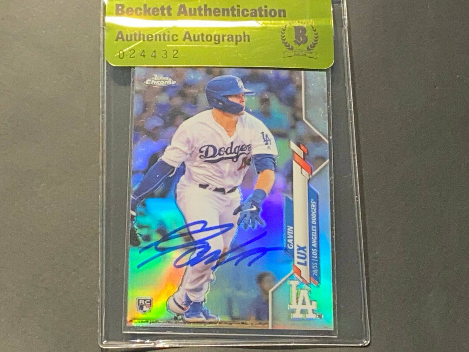 Gavin Lux Dodgers Auto Signed 2020 Topps Chrome Refractor ROOKIE BECKETT BAS --
