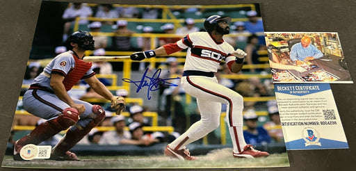 Harold Baines Chicago White Sox Autographed Signed 8x10 Beckett COA .