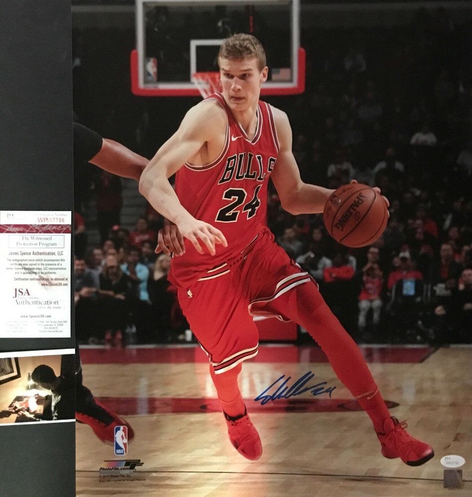 Lauri Markkanen Chicago Bulls Autographed Signed 16x20 Photo JSA WITNESS COA B