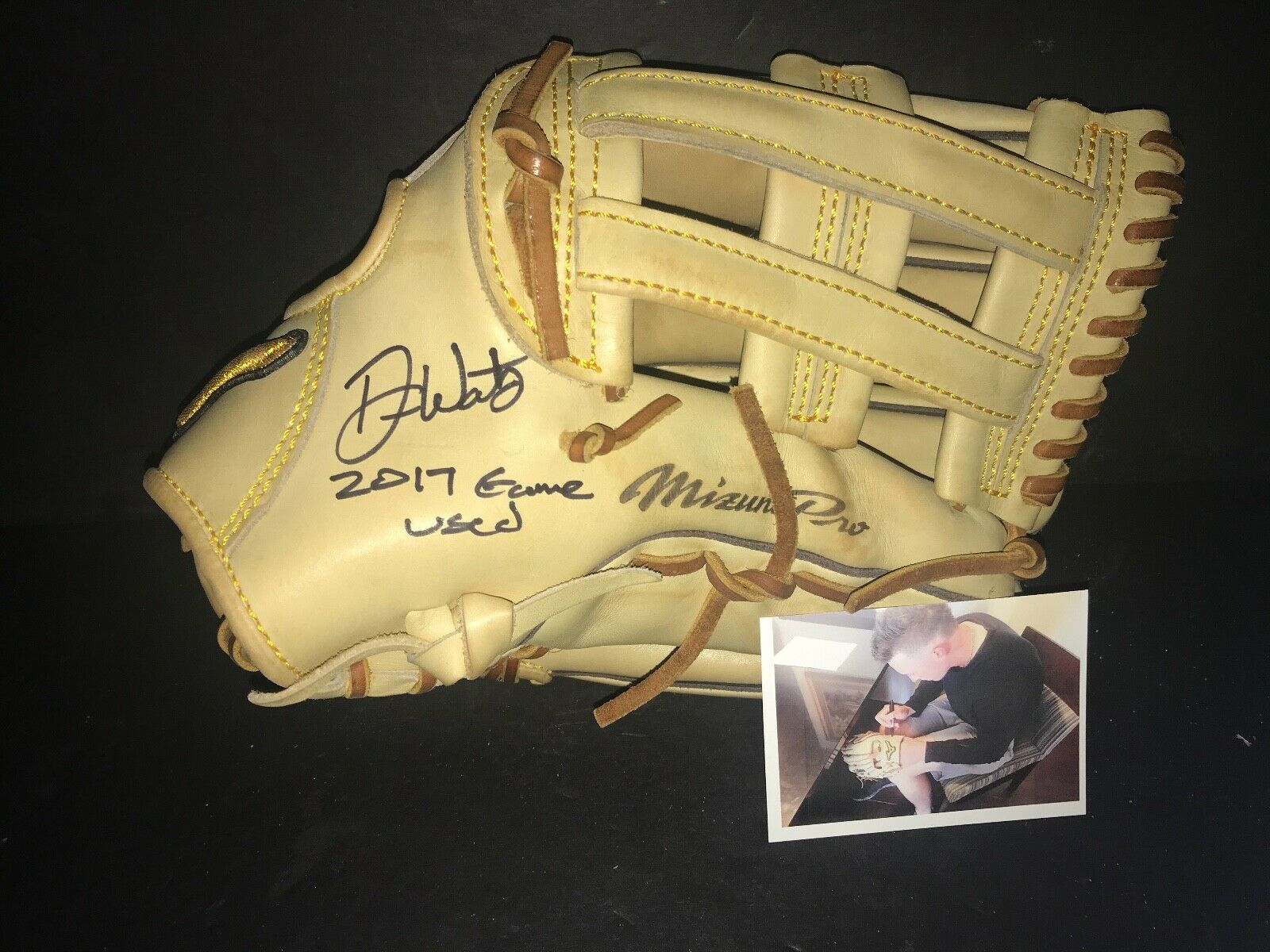 Drew Waters Atlanta Braves Autographed Signed 2017 Game Used Fielding Glove