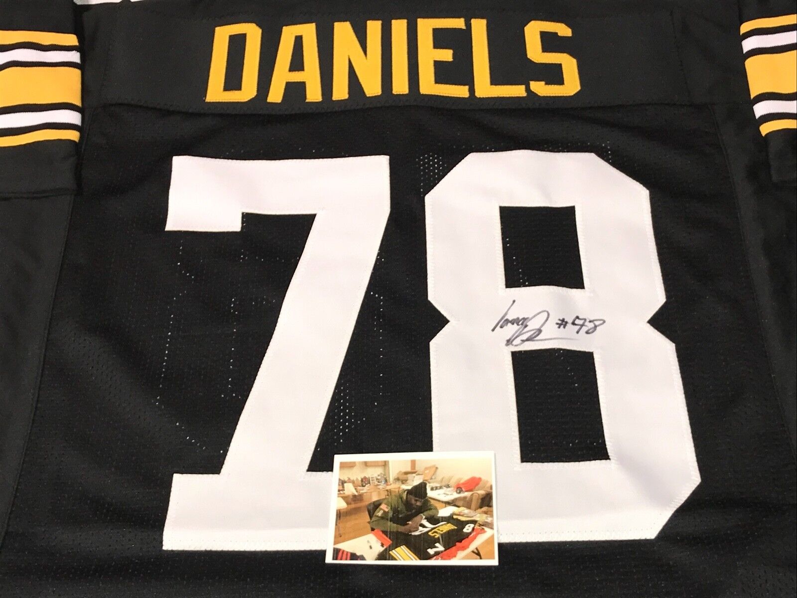 James Daniels #78 Autographed Autographed Jersey Hawkeyes 1 — SidsGraphs