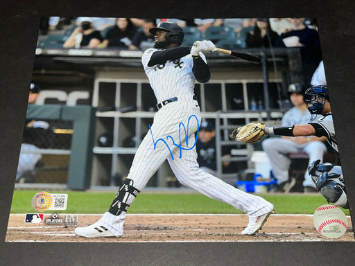 Luis Robert White Sox Autographed Signed 8x10 Photo Beckett WITNESS COA .