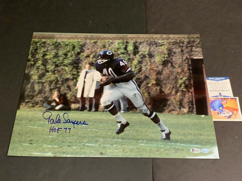 Gale Sayers Chicago Bears Autographed Signed 16x20 HOF 77 Beckett COA n