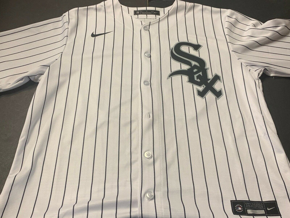 Luis Robert Chicago White Sox Signed Authentic Nike Jersey BAS
