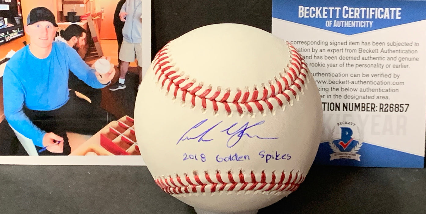 Andrew Vaughn White Sox Signed Baseball Beckett WITNESS 2018 Golden Spikes